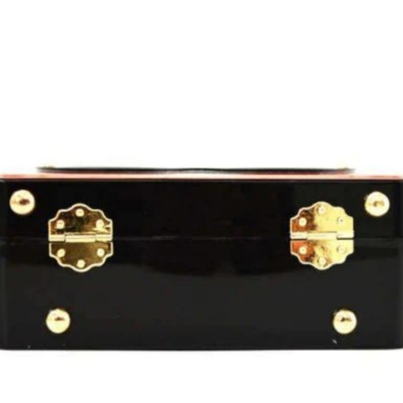 Fashion sling , crossbody or shoulder bag - Picture 3 of 16